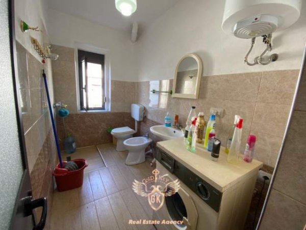 Durres, ofert apartament 1+1+BLK Kati 4, 60 m² 25.000 Leke (GJYKATA DURRES)
