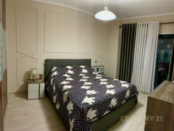 Tirane, shitet apartament 3+1+BLK Kati 3, 130 m² 170.000 Euro (kodra e diellit)