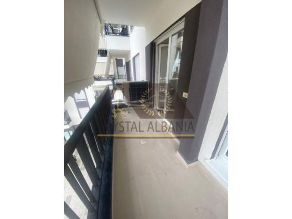 Tirane, jepet me qera apartament 1+1+BLK Kati 3, 75 m² 400 Euro