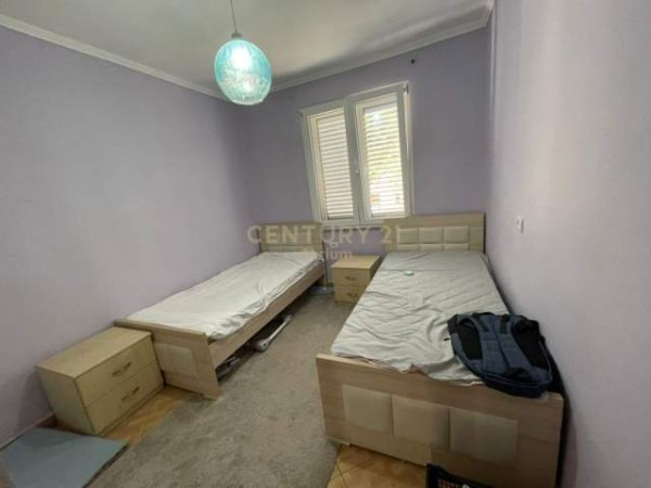 JEPET ME QIRA APARTAMENT 2+1 TE MYSLYM SHYRI !  100 m2,  500 Euro