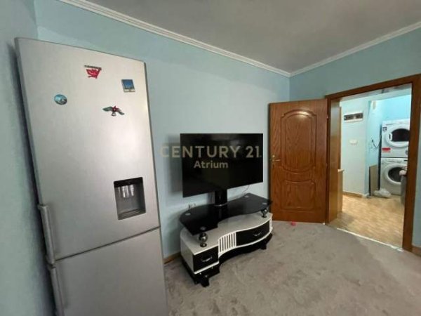 JEPET ME QIRA APARTAMENT 2+1 TE MYSLYM SHYRI !  100 m2,  500 Euro