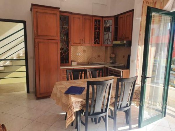 JEPET ME QIRA APARTAMENT 2+1 NE DON BOSKO,  430 Euro
