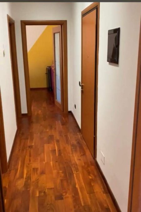 Tirane, jepet me qera apartament 2+1+BLK Kati 2, 60 m² 700 Euro (vaso pasha)