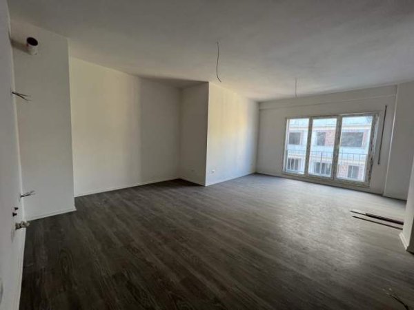 Tirane, shitet apartament 2+1+BLK Kati 4, 105 m² 152.000 Euro (Selvia)