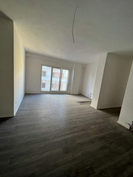 Tirane, shitet apartament 2+1+BLK Kati 4, 105 m² 152.000 Euro (Selvia)