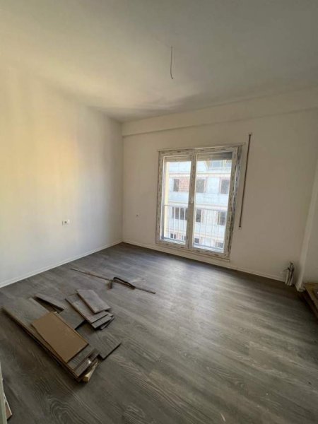 Tirane, shitet apartament 2+1+BLK Kati 4, 105 m² 152.000 Euro (Selvia)