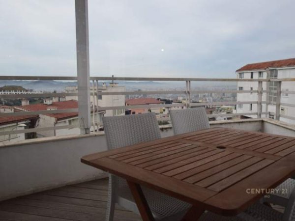 Apartament 3+1+2 ne Rezidencen Kodra e Diellit, Kati 2, 189 m² 240.000 Euro