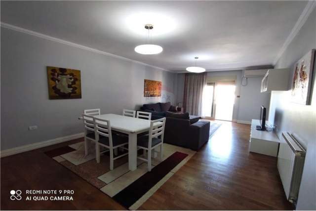 Tirane, jepet me qera apartament 2+1 Kati 5, 115 m² 600 Euro (rruga marko bocari tirana re)