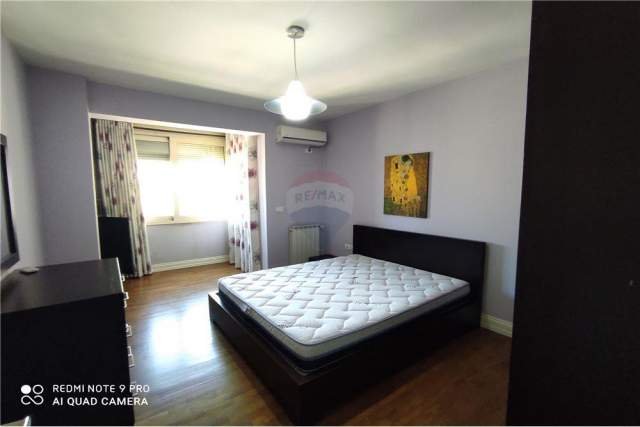 Tirane, jepet me qera apartament 2+1 Kati 5, 115 m² 600 Euro (rruga marko bocari tirana re)