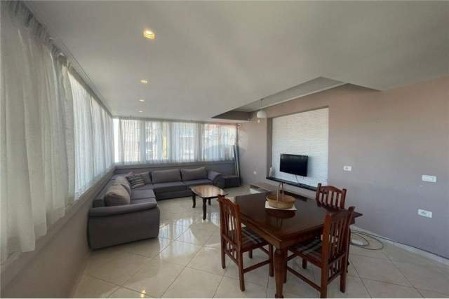 Tirane, jepet me qera apartament 2+1+BLK Kati 4, 100 m² 500 Euro (rruga ndre mjeda)