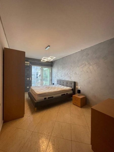 Tirane, jepet me qera apartament 2+1+BLK Kati 4, 100 m² 500 Euro (ndre mjeda)