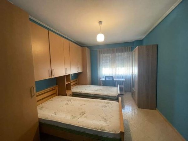 Tirane, jepet me qera apartament 2+1+BLK Kati 4, 100 m² 500 Euro (ndre mjeda)