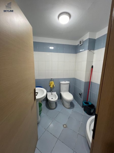 Tirane, shitet apartament 2+1 Kati 1, 111 m² 128.000 € 