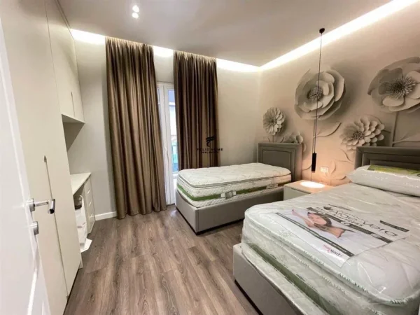 Tirane, shitet apartament 2+1 Kati 1, 111 m² 260.000 € (ALI DEMI)