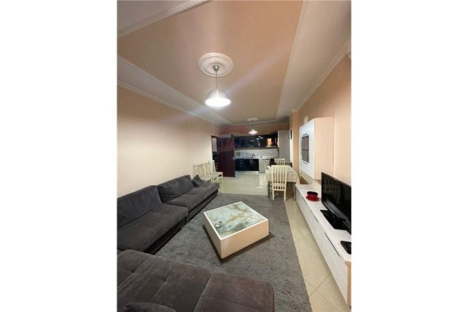 Tirane, jepet me qera apartament Kati 7, 110 m² 500 € 