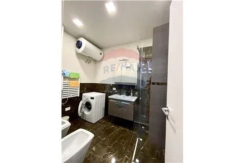 Tirane, jepet me qera apartament 1+1 Kati 6, 75 m² 650 € (Kompleksi Delijorgji, Shqipëri)