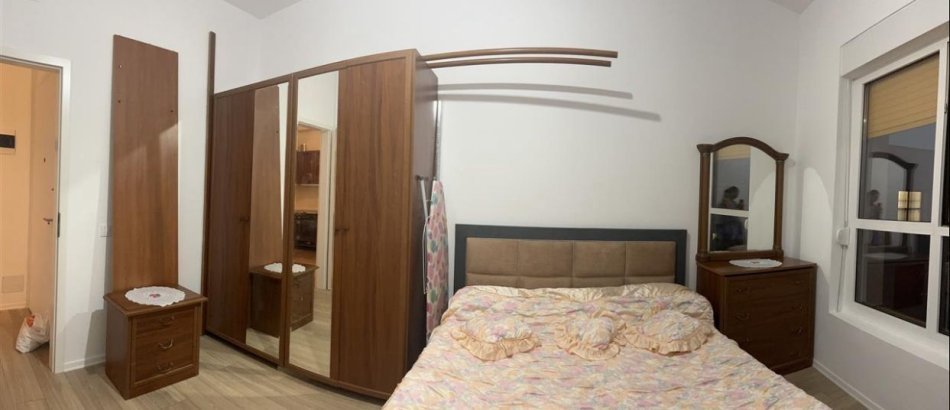 Tirane, jepet me qera apartament 1+1+Ballkon Kati 7, 50 m² 350 € (Ali demi ,kompleksi mangalem 21)