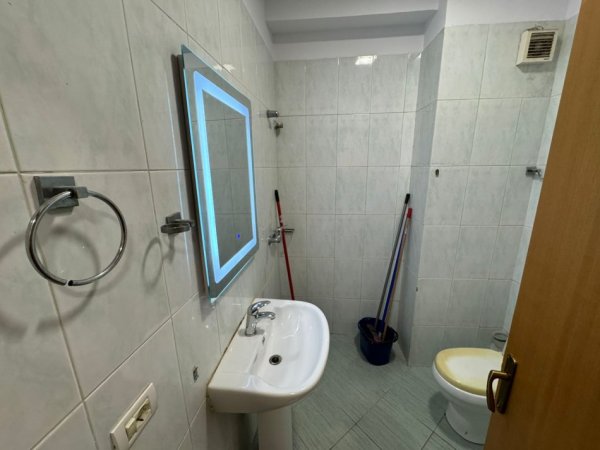 Tirane, shitet apartament 2+1+Aneks+Ballkon Kati 6, 94 m² 132.000 € (teodor keko)