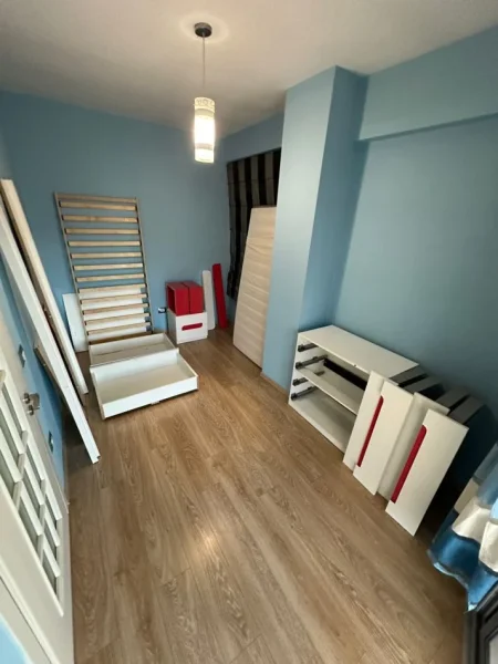 Tirane, jepet me qera apartament 2+1+Ballkon Kati 6, 103 m² 500 € (Brryli)