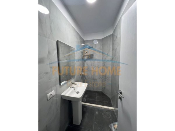 Shqiperi, shitet garsonier 1+1 Kati 4, 36 m² 79.000 € (Kristal Center)