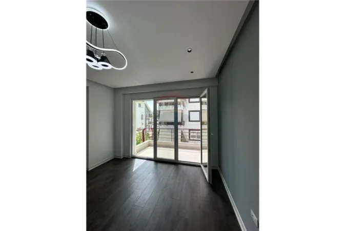 Tirane, jepet me qera apartament 2+1+Aneks+Ballkon Kati 2, 100 m² 500 € (Liqeni i Thatë)