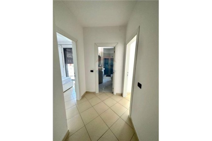 Tirane, jepet me qera apartament 2+1 Kati 2, 105 m² 650 € (Rruga Kosovarve)