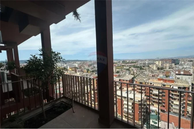 Tirane, jepet me qera zyre Kati 15, 114 m² 1.200 € (Rruga e Kavajës)