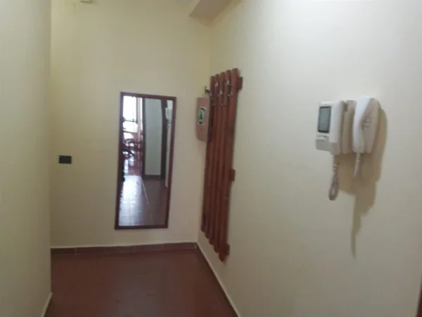 Tirane, jepet me qera apartament 2+1 Kati 7, 90 m² 600 € (blloku)
