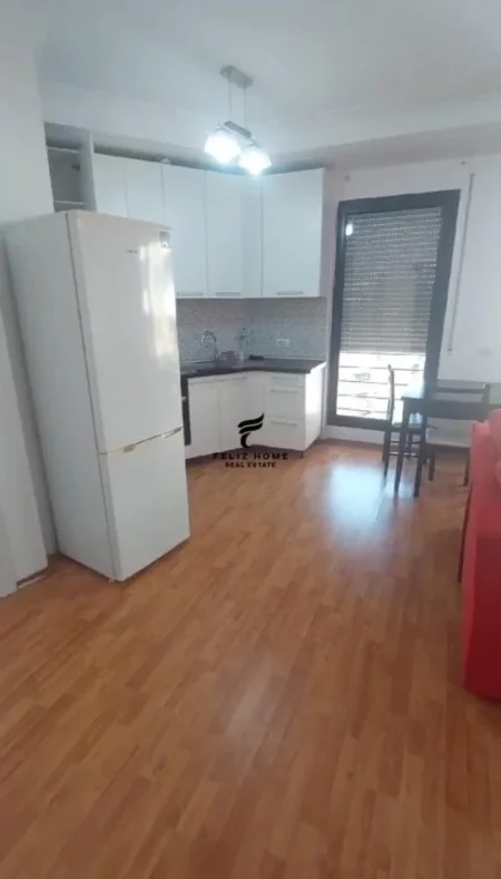 Tirane, jepet me qera apartament 2+1 Kati 5, 85 m² 700 € (RRUGA MINE PEZA)