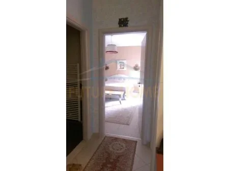 Tirane, shitet apartament Kati 1, 119 m² 120.000 € (UNAZA E RE)
