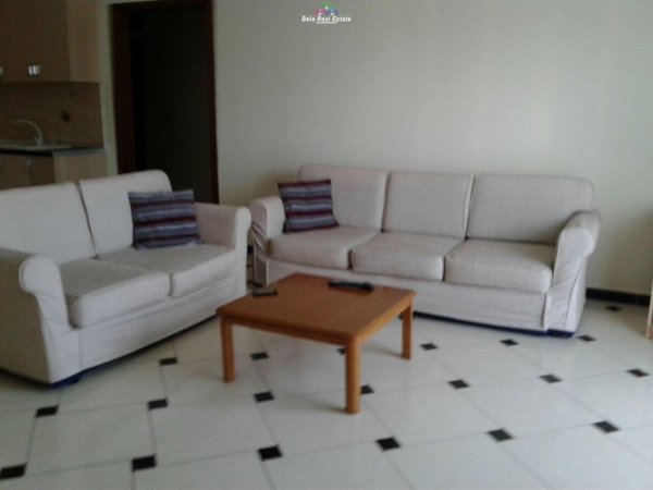 Tirane, jepet me qera 2+1 Kati 2, 100 m² 350 € (sauk)