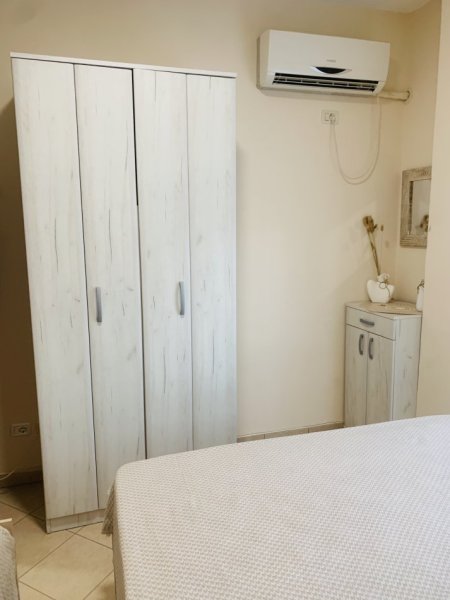 Golem, apartament Rruga e Gjuzve Pallati 12 Shkalla 1