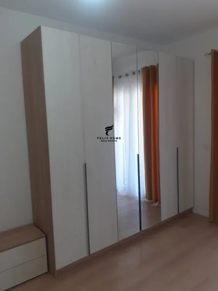 Tirane, jepet me qera apartament 2+1 Kati 0, 94 m² 600 € (KOPSHTI BOTANIK)