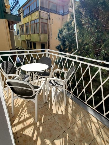 Durres, jepet me qera apartament ne plazh 2+1+Ballkon Kati 3, 75 m² 85 € (Shkembi i Kavajes)