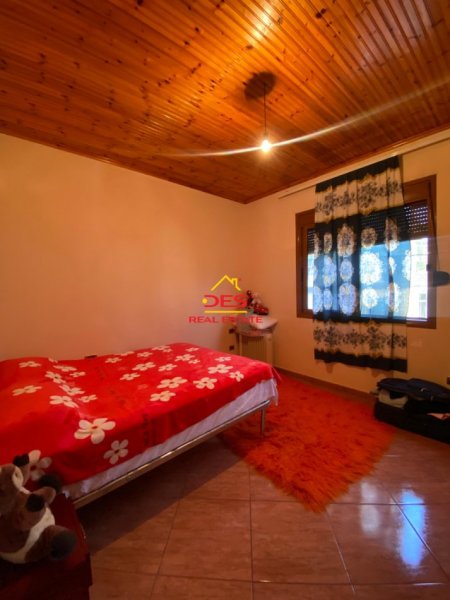 Vlore, shitet shtepi Kati 2, 145.000 € (Topana)