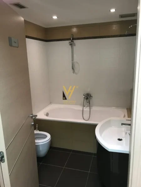 Tirane, shitet apartament 3+1+Ballkon Kati 3, 160 m² 490.000 € (BLLOKU)