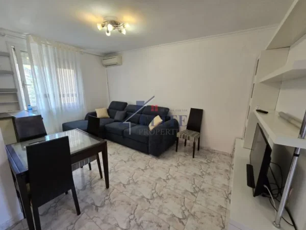 Tirane, shitet apartament 1+1+Ballkon Kati 3, 50 m² 88.000 € (Hoxha Tahsim)
