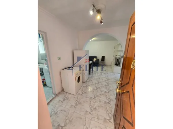 Tirane, shitet apartament 1+1+Ballkon Kati 3, 50 m² 88.000 € (Hoxha Tahsim)