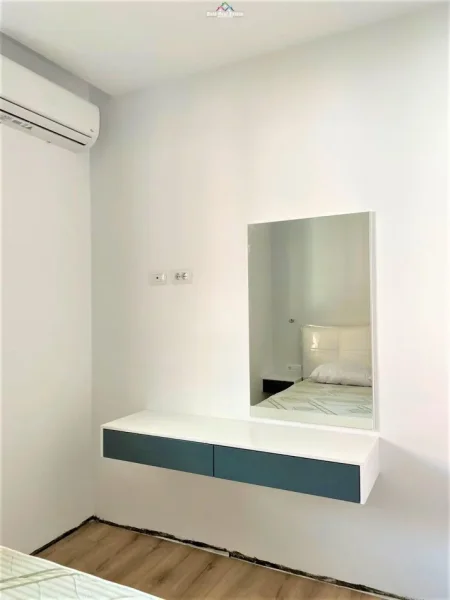 Tirane, jepet me qera apartament 1+1+Ballkon Kati 1, 100 m² 450 € (rrapo hekali)