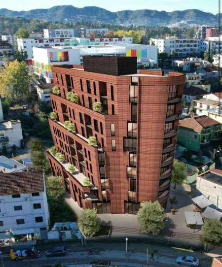 Shitet apartament 3+1+2 Rruga e Elbasanit