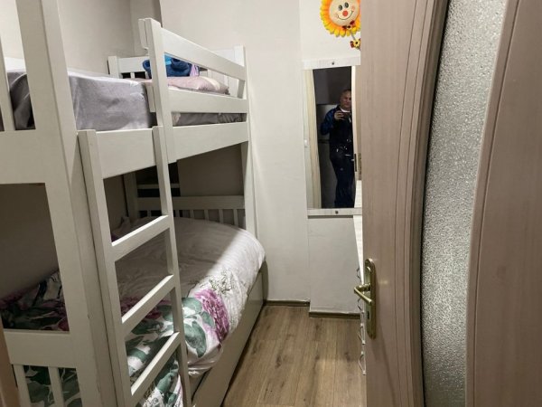 Tirane, jepet me qera apartament 2+1+Ballkon Kati 4, 78 m² 500 € (DON BOSKO)