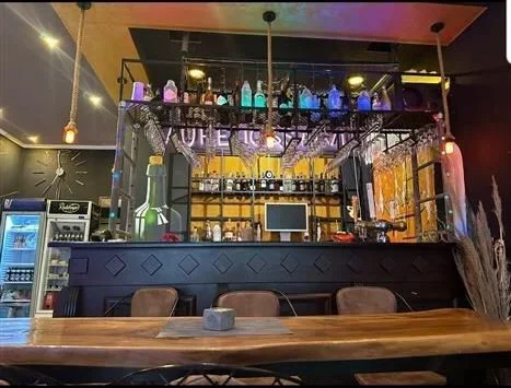 Tirane, shitet lokal Kati 0, 100 m² 200.000 € (KODRA E DIELLIT)