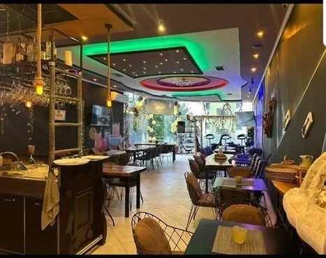 Tirane, shitet lokal Kati 0, 100 m² 200.000 € (KODRA E DIELLIT)