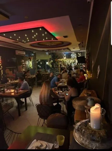 Tirane, shitet lokal Kati 0, 100 m² 200.000 € (KODRA E DIELLIT)