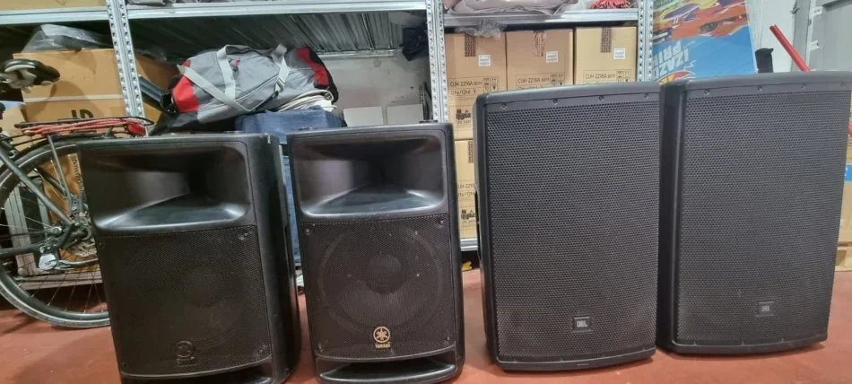 Shqiperi, shes 4 bokse 1.600 €