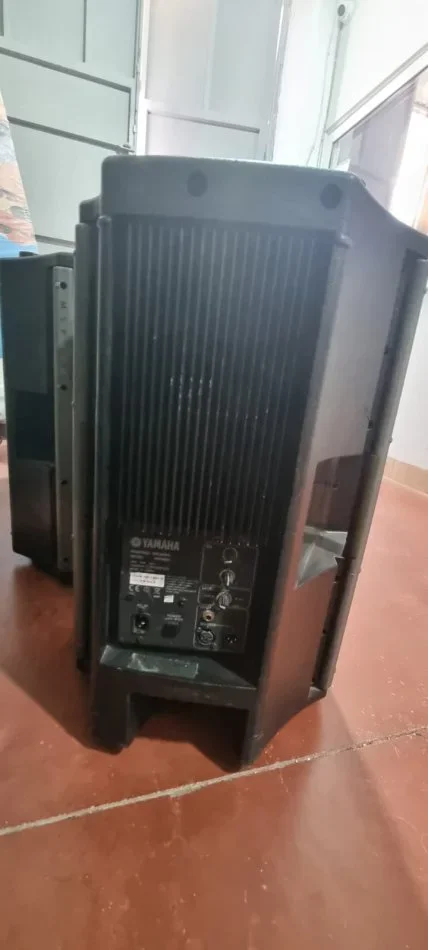 Shqiperi, shes 4 bokse 1.600 €