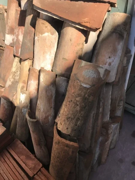 Tirane, shes Tulla shamat zjarrduruese te reja dhe te perdorura, Pllaka balte per veshje ambjentesh të ndryshme, llaç shamat zjarrdurues, oxhaqe, furra etj 10 €