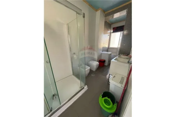 Durres, shitet apartament 2+1+Ballkon Kati 8, 125 m² 245.000 € (Durres)