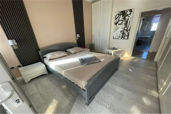 Durres, shitet apartament 2+1+Ballkon Kati 8, 125 m² 245.000 € (Durres)