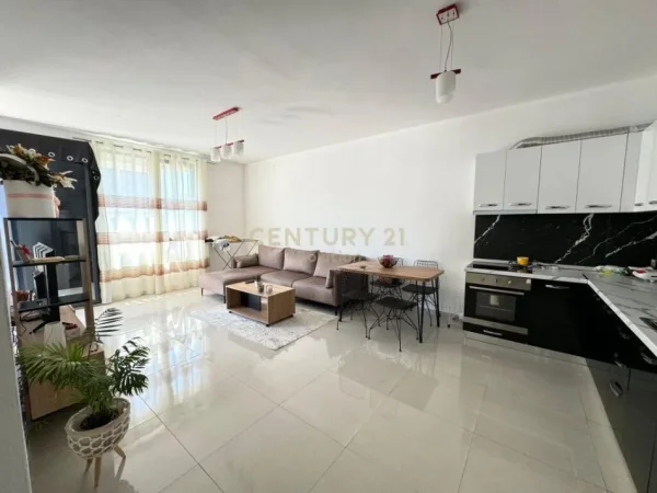 Tirane, jepet me qera apartament 1+1 Kati 2, 78 m² 500 € 